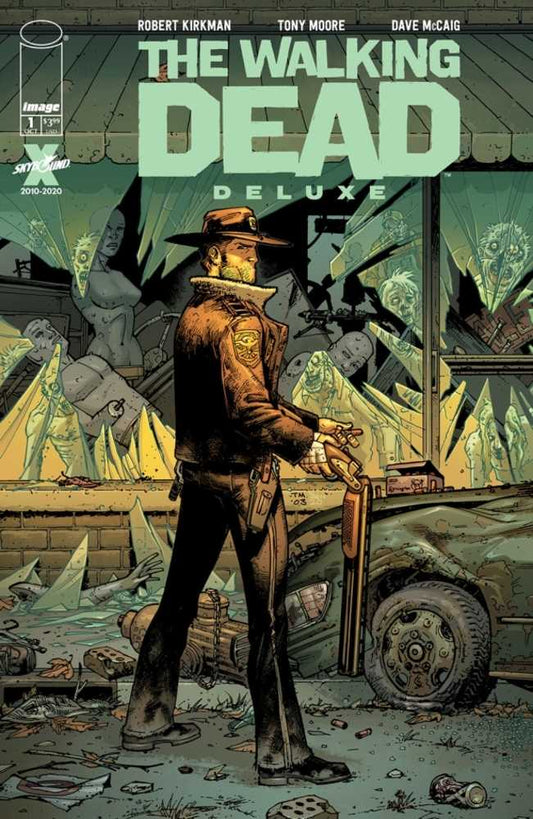 Walking Dead Deluxe #1(B) Moore & Mccaig